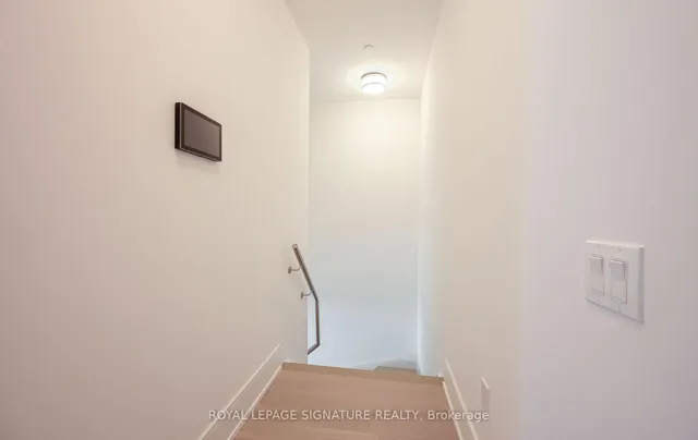 Additional image 23 of 10 In On The Park Dr Unit 105