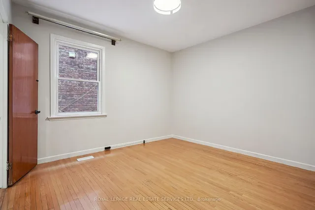 Additional image 9 of 29 Greenlaw Ave