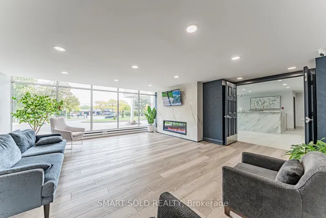 Additional image 3 of 2550 Pharmacy Ave Unit 1212