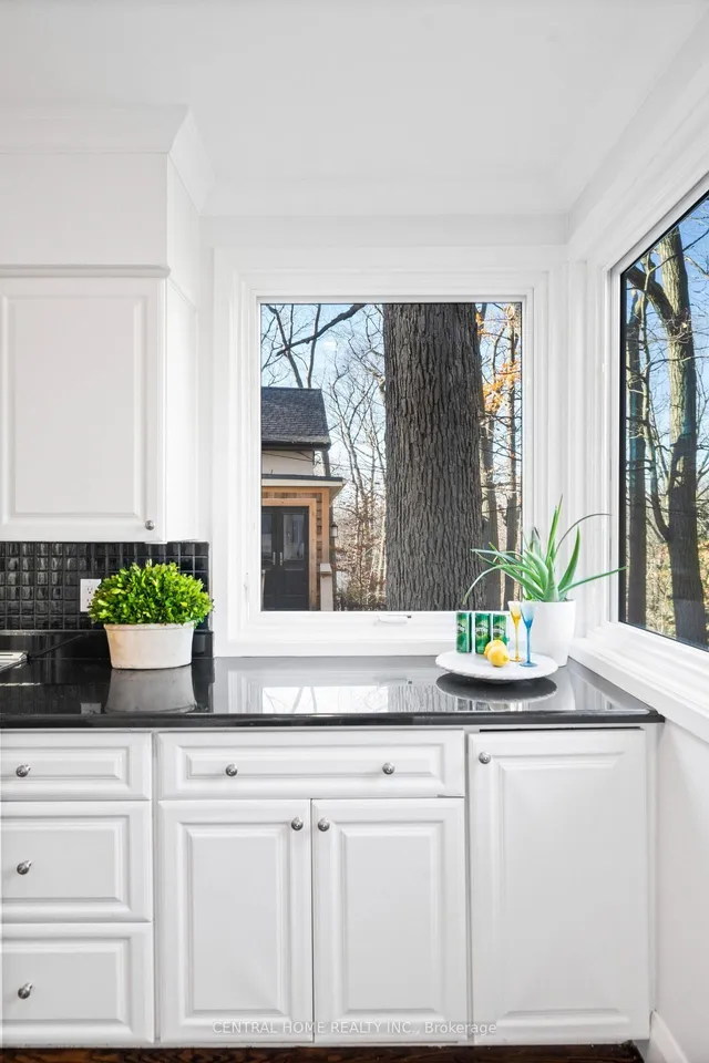 Additional image 12 of 70 Pine Cres