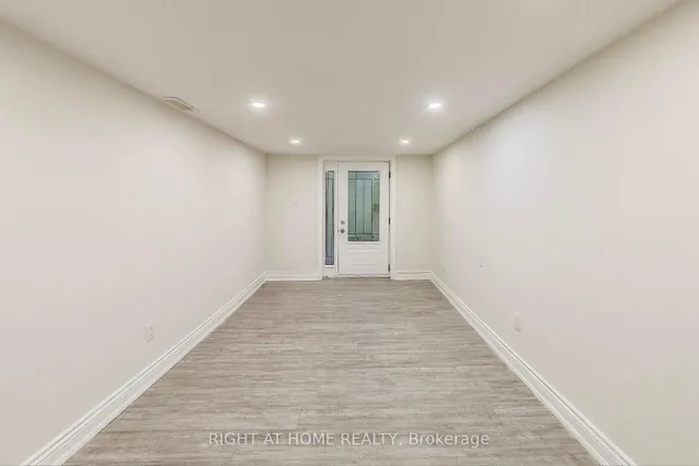 Additional image 23 of 270 Renforth Dr