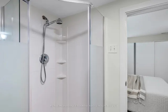 Additional image 33 of 94 Cordella Ave