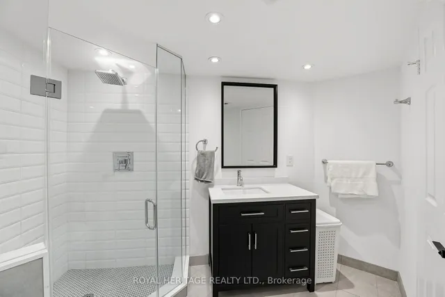 Additional image 28 of 5 Concorde Pl Unit 1208