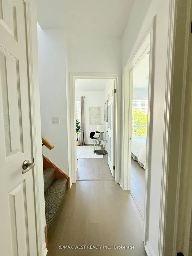 Additional image 9 of 639 Lawrence Ave Unit 310