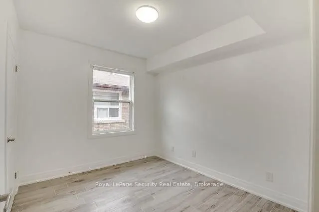 Additional image 43 of 148 Portland St