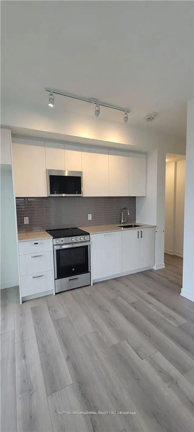 Additional image 9 of 1787 St Clair Ave Unit 706