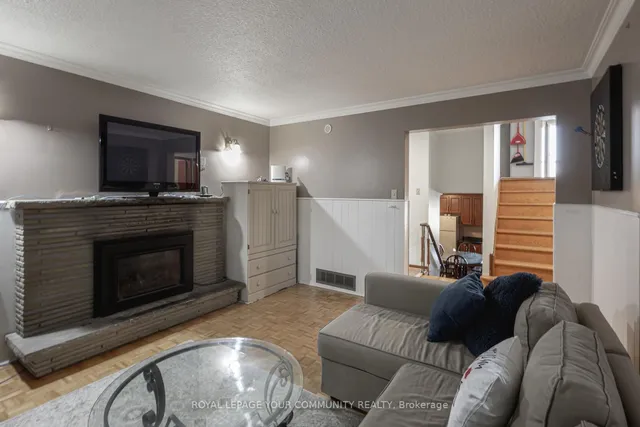 Additional image 37 of 18 Loomis Crt