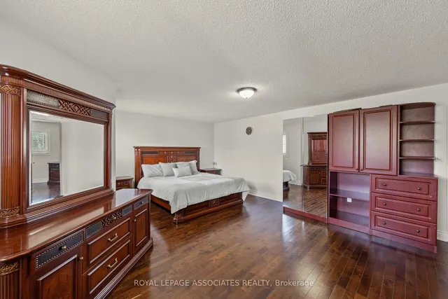 Additional image 20 of 47 Whiteway Crt
