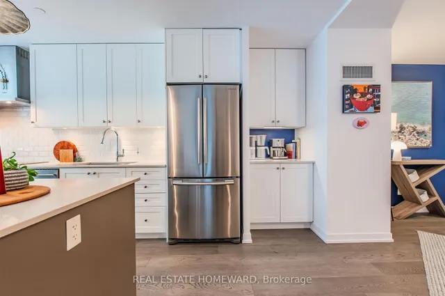 Additional image 8 of 38 Howard Park Ave Unit 424