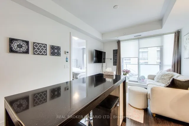 Additional image 8 of 609 Avenue Rd Unit 1410