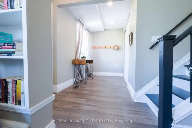 Additional image 5 of 54 Tower Dr