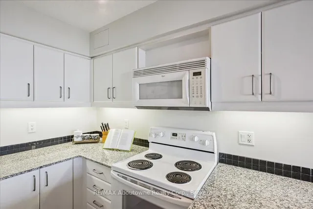 Additional image 13 of 33 Sheppard Ave Unit 2411