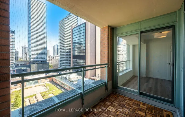 Additional image 22 of 887 Bay St Unit 1412