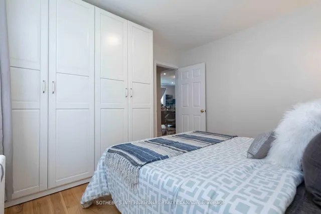 Additional image 17 of 35 Raglan Ave Unit 108