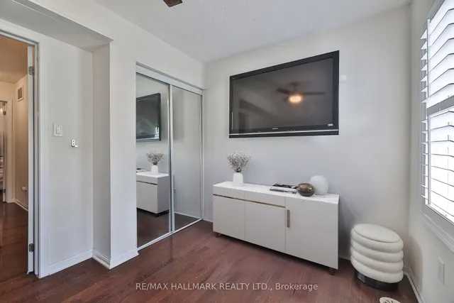 Additional image 8 of 30 Mendelssohn St Unit 9