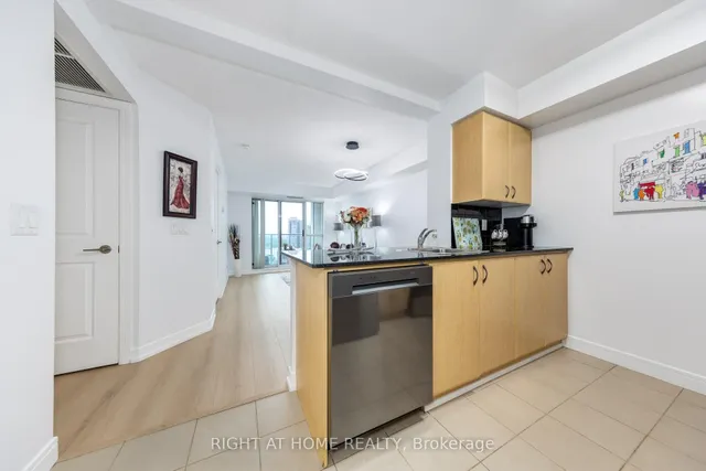 Additional image 8 of 31 Bales Ave Unit 2216