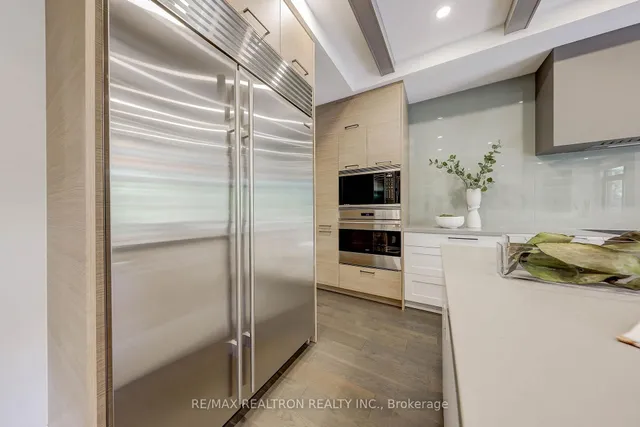 Additional image 8 of 535 Brookdale Ave