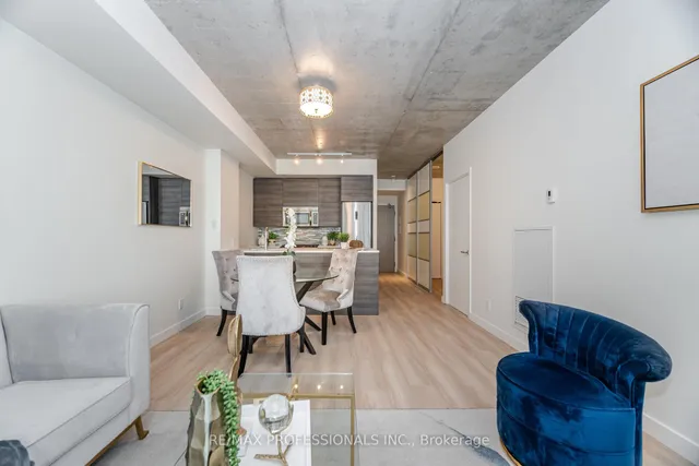 Additional image 22 of 111 Bathurst St Unit 716