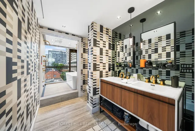 Additional image 36 of 62 Niagara St Unit 519