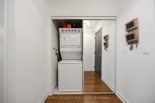 Additional image 23 of 105 George St Unit 902