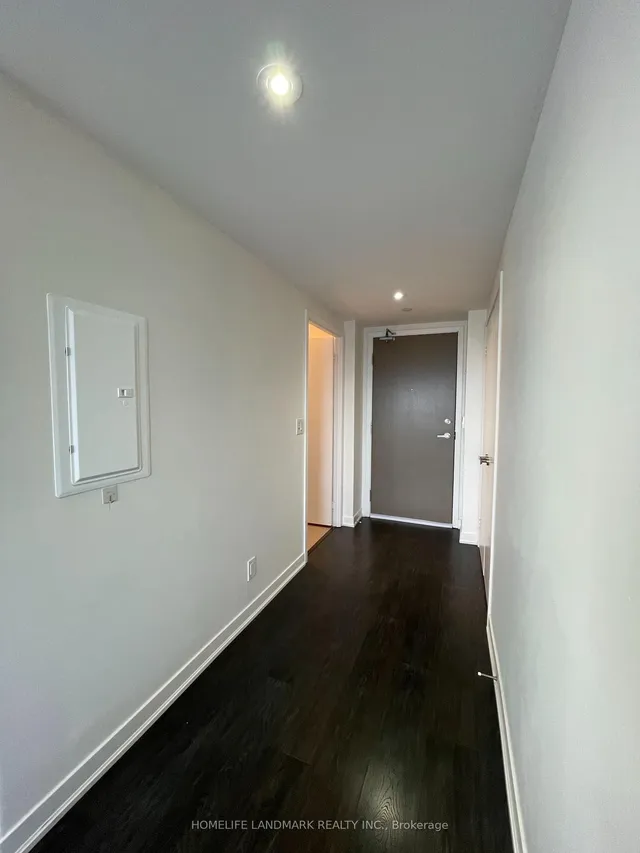 Additional image 8 of 100 Harbour St Unit 4708