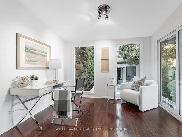 Additional image 15 of 104 Dearbourne Ave