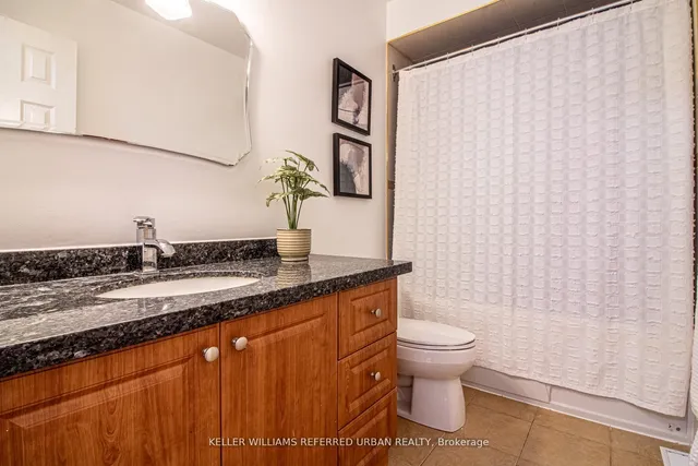 Additional image 19 of 63 Holmbush Cres
