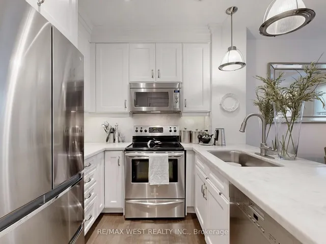 Additional image 13 of 20 Burkebrook Pl Unit Th 14