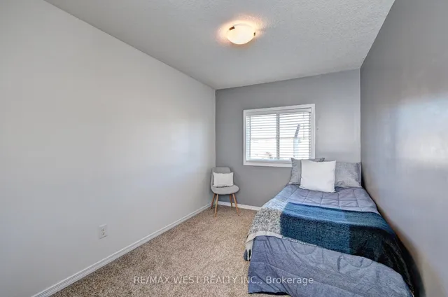Additional image 34 of 21 Machado St