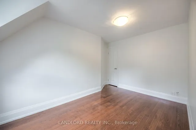 Additional image 21 of 22 Rusholme Park Cres
