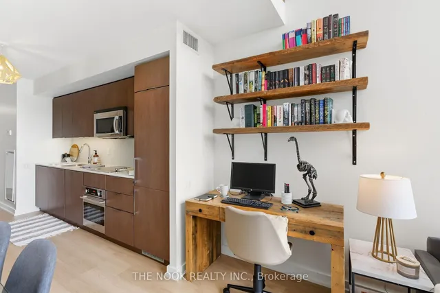 Additional image 10 of 5 Hanna Ave Unit 309