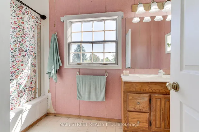 Additional image 21 of 79 Simpson Ave