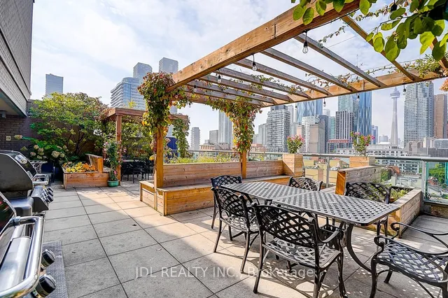 Additional image 29 of 109 Front St Unit 823