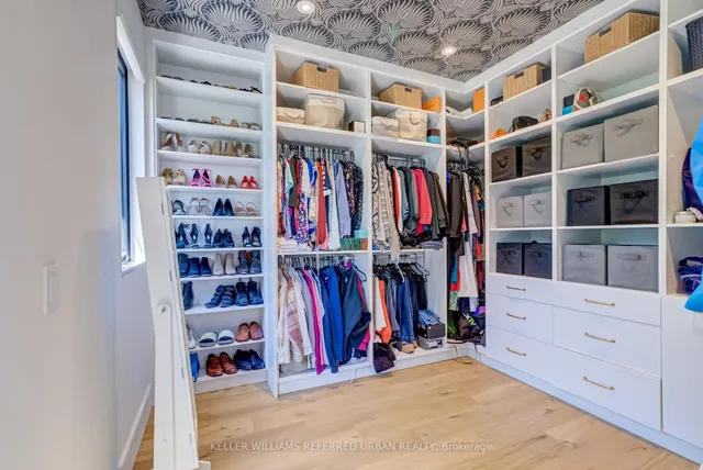 Additional image 34 of 182 Queens Ave