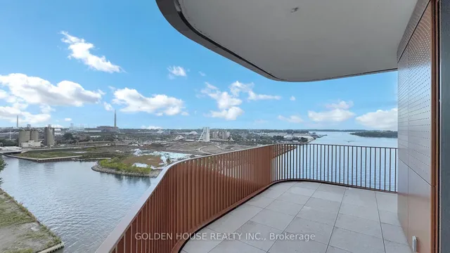 Additional image 35 of 155 Merchants' Wharf Unit 1311