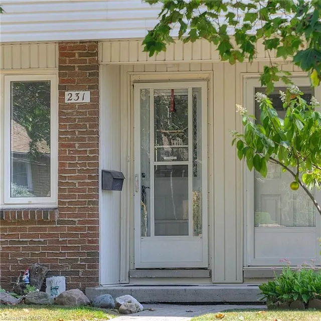 Additional image 7 of 231 Fergus Ave