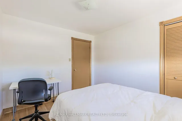 Additional image 26 of 38 Courton Dr