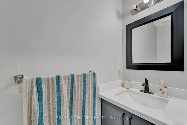 Additional image 19 of 105 Hupfield Tr