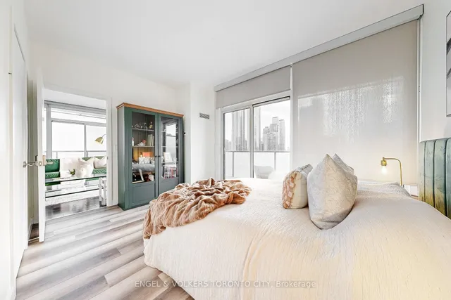 Additional image 30 of 1 Market St Unit 1910