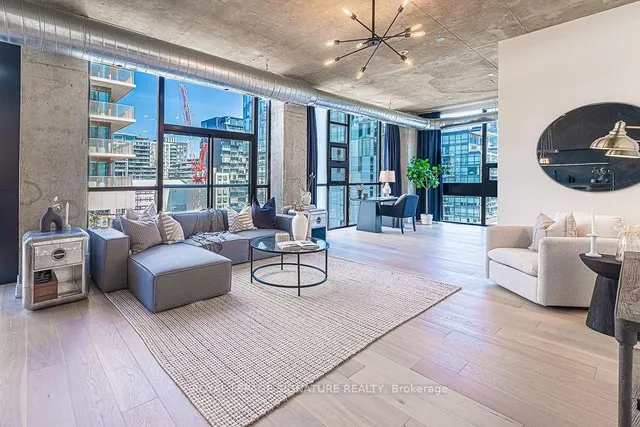 60 Bathurst St Unit 705