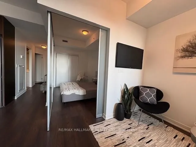 Additional image 18 of 51 East Liberty St Unit 1215