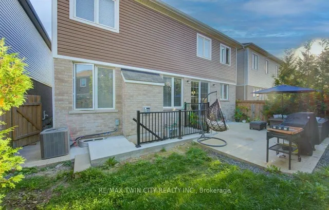 Additional image 39 of 231 Grovehill Cres
