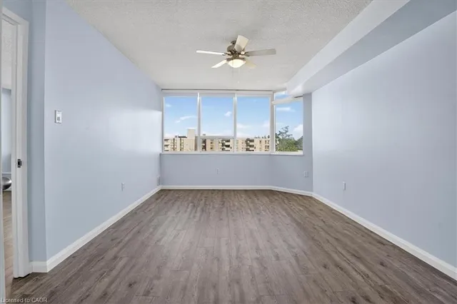 Additional image 33 of 3227 King St Unit 506