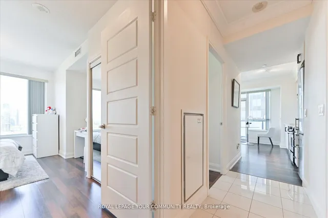 Additional image 7 of 68 Canterbury Pl Unit 1909