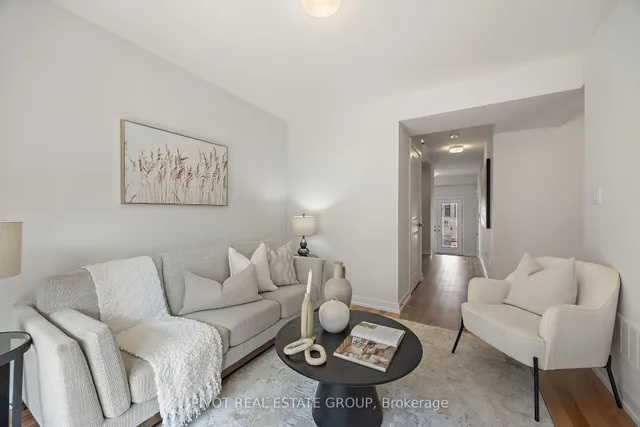 Additional image 5 of 26 Danielle Moore Circ