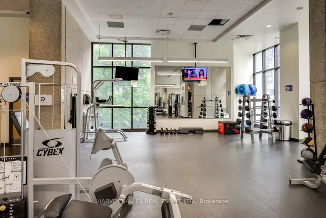 Additional image 22 of 33 Harbour Sq Unit 2804