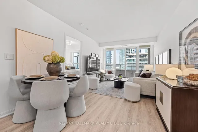 Additional image 8 of 35 Bastion St Unit 1910