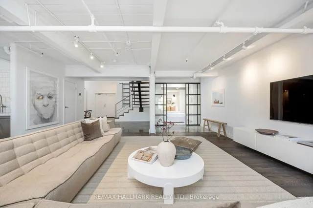 Additional image 8 of 326 Carlaw Ave Unit 102