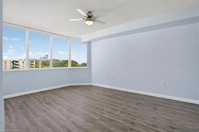 Additional image 28 of 3227 King St Unit 506