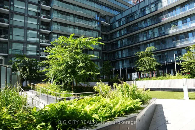 Additional image 35 of 60 Princess St Unit 716